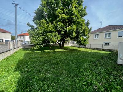 Maison - 75 m² - 5 pièces