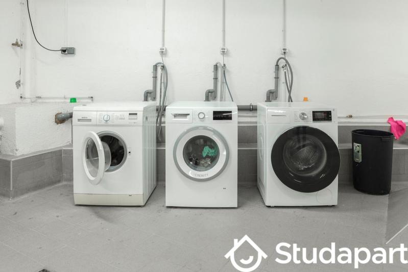 Chambre - 9 m² - 1 pièce