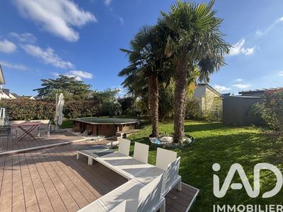 Maison - 169 m² - 6 pièces