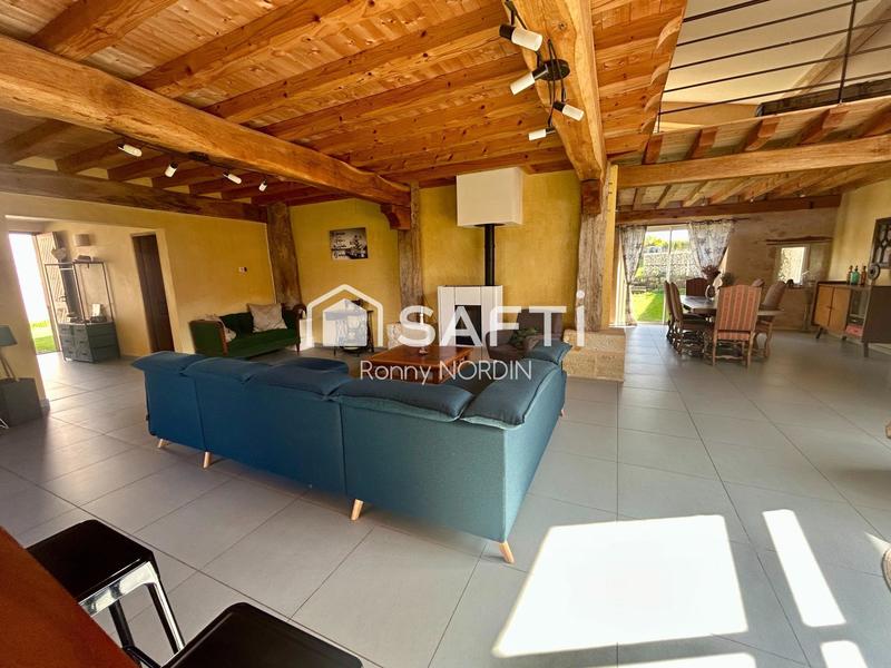 Maison - 369 m² - 10 pièces