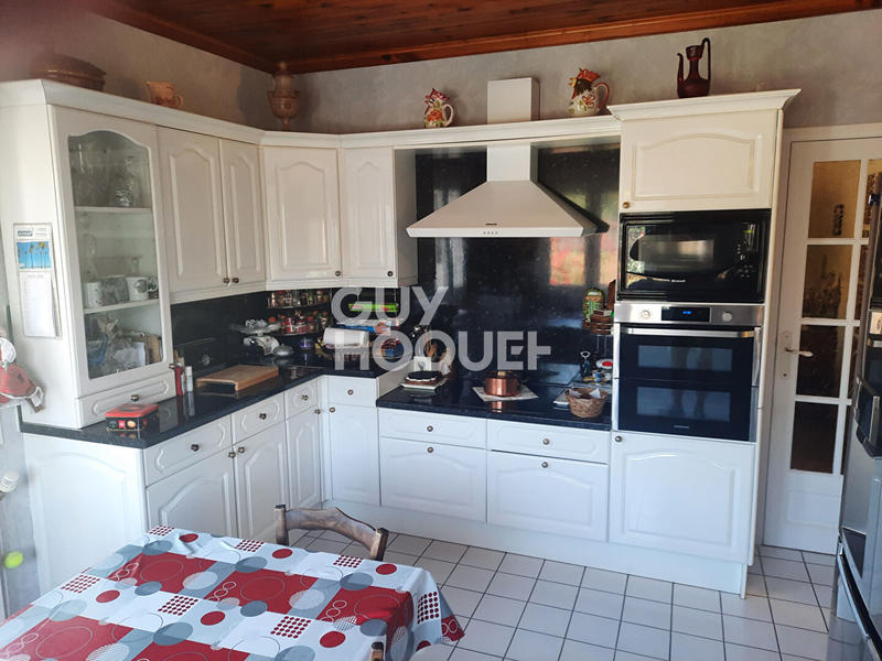 Maison - 193 m² - 7 pièces