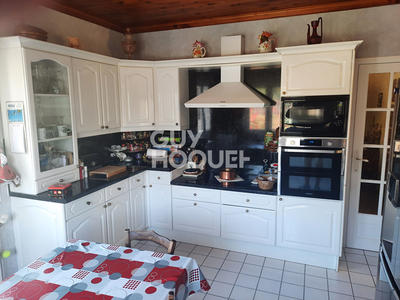 Maison - 193 m² - 7 pièces