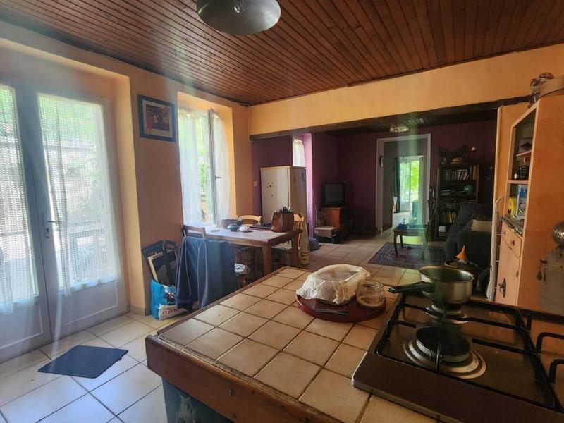 Immeuble - 665 m² - 25 pièces