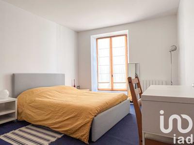 Appartement - 95 m² - 5 pièces
