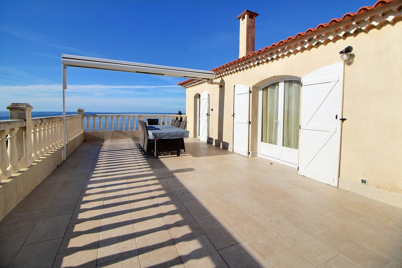 Villa - 249 m² - 11 pièces