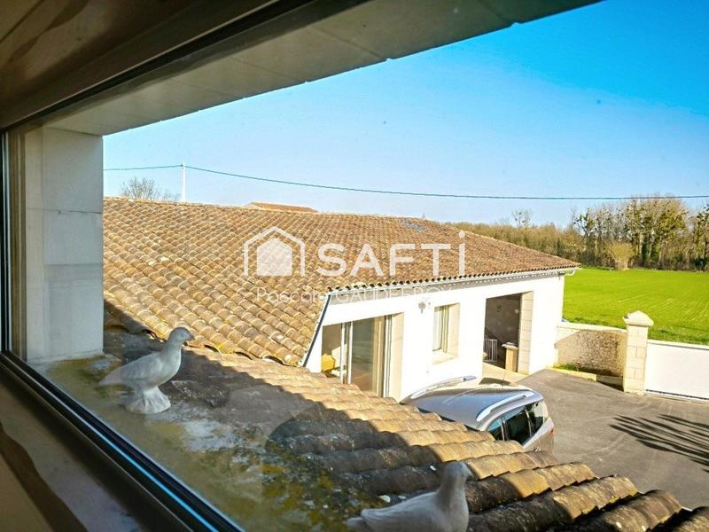 Maison - 219 m² - 8 pièces