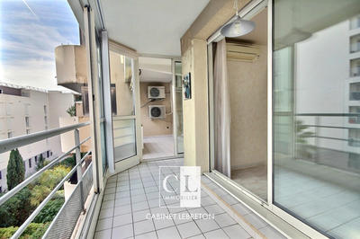 Appartement - 82 m² - 4 pièces