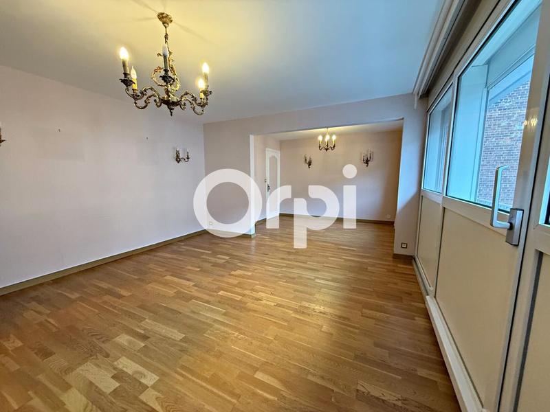 Appartement - 120 m² - 5 pièces