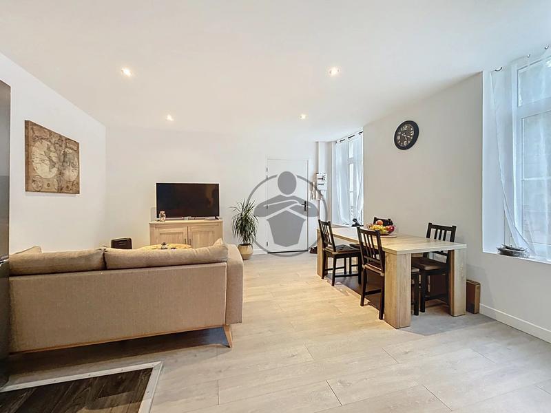 Immeuble - 79 m² - 4 pièces