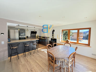 Châlet - 117 m² - 4 pièces