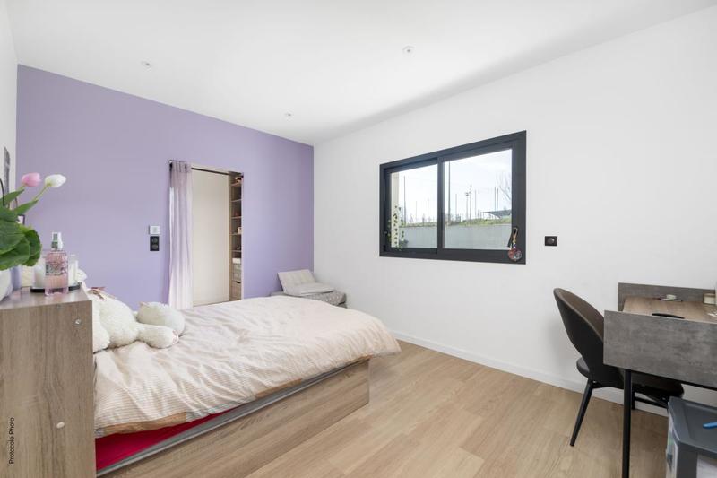 Maison - 229 m² - 6 pièces