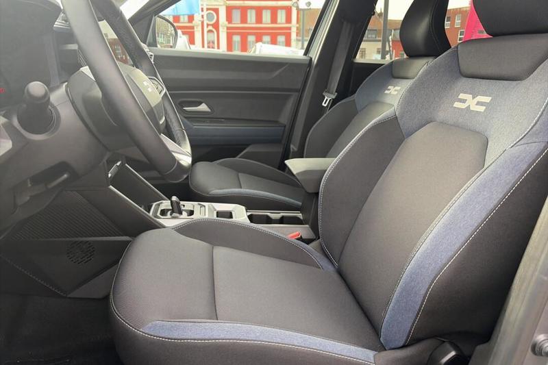 Dacia Duster Hybrid 140 Journey