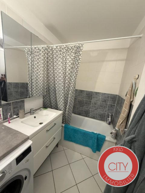 Appartement - 77 m² - 4 pièces