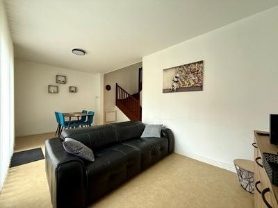 Appartement - 82 m² - 4 pièces