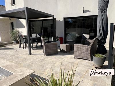 Maison - 145 m² - 5 pièces