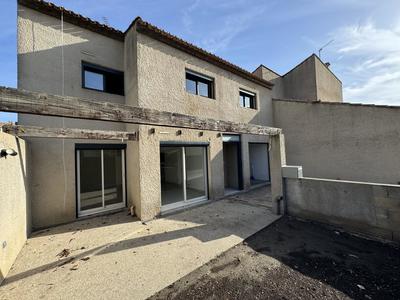 Maison - 97 m² - 6 pièces