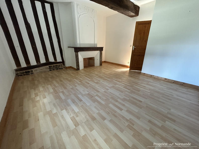 Maison - 310 m² - 11 pièces