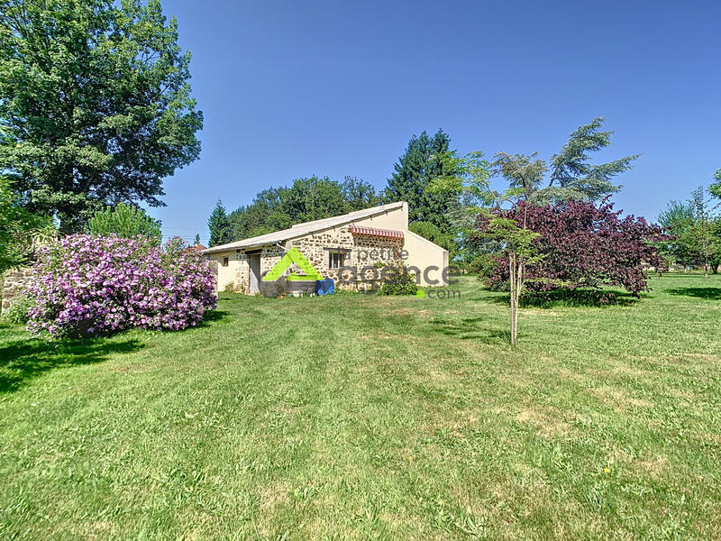 Maison - 195 m² - 7 pièces