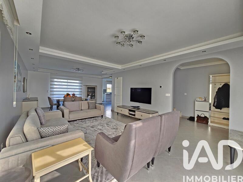 Maison - 130 m² - 5 pièces