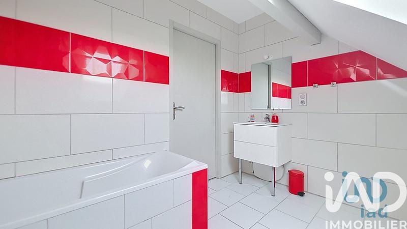 Maison - 184 m² - 8 pièces