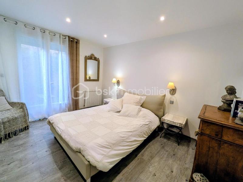 Maison - 120 m² - 8 pièces