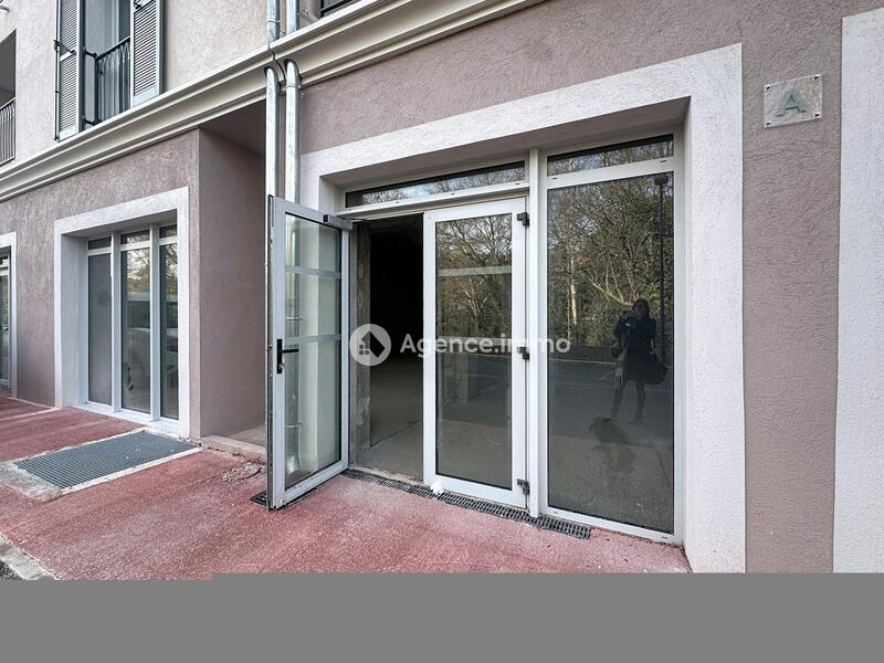 Fonds de commerce - 247 m²