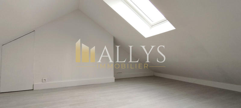 Maison - 74 m² - 4 pièces