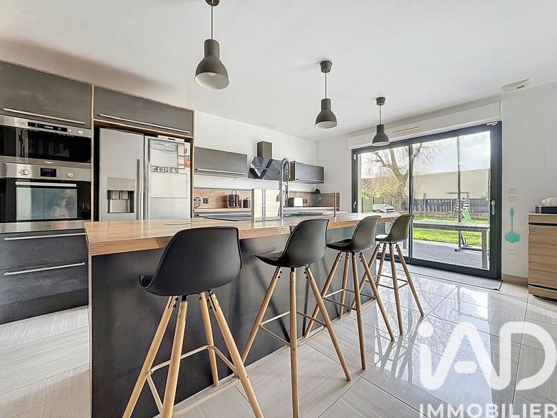 Maison - 105 m² - 5 pièces