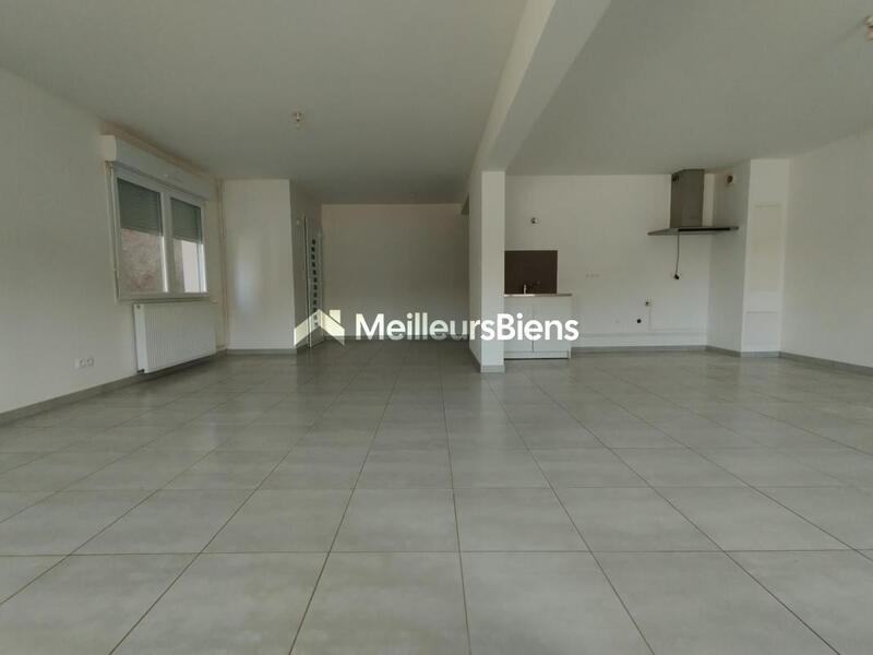 Maison - 111 m² - 4 pièces