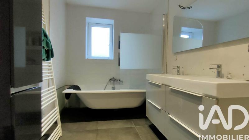 Maison - 111 m² - 5 pièces