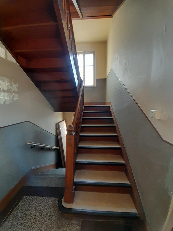 Appartement ancien - 99 m² - 4 pièces