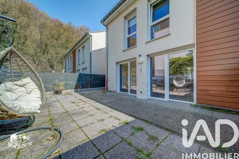 Maison de ville - 106 m² - 4 pièces