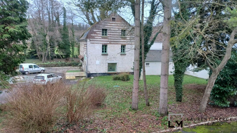 Fonds de commerce - 1 790 m²