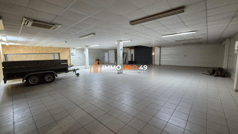 Local d'activités - 276 m²