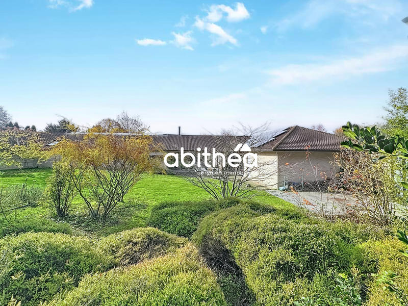 Propriété - 451 m² - 12 pièces