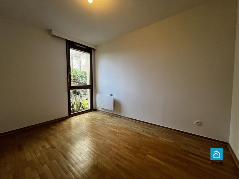 Appartement - 80 m² - 3 pièces