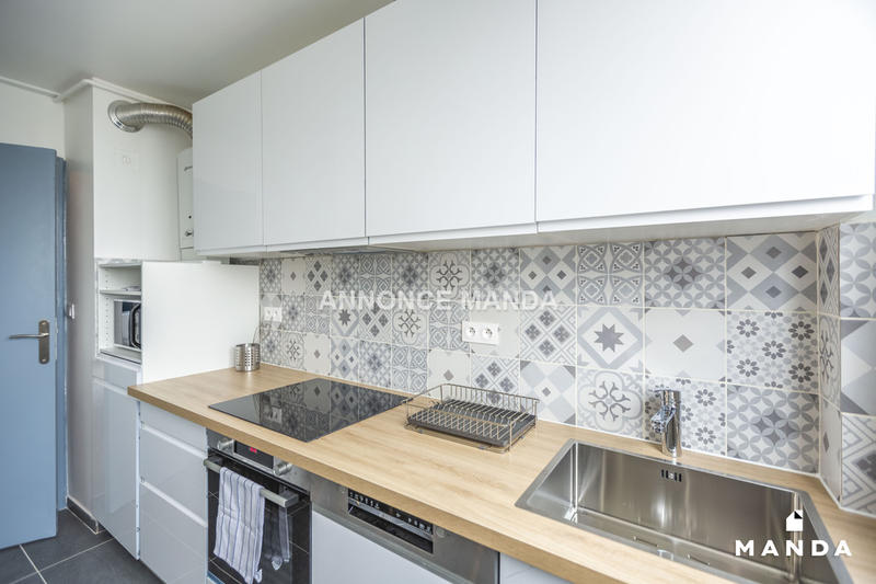 Chambre - 10 m² - 5 pièces