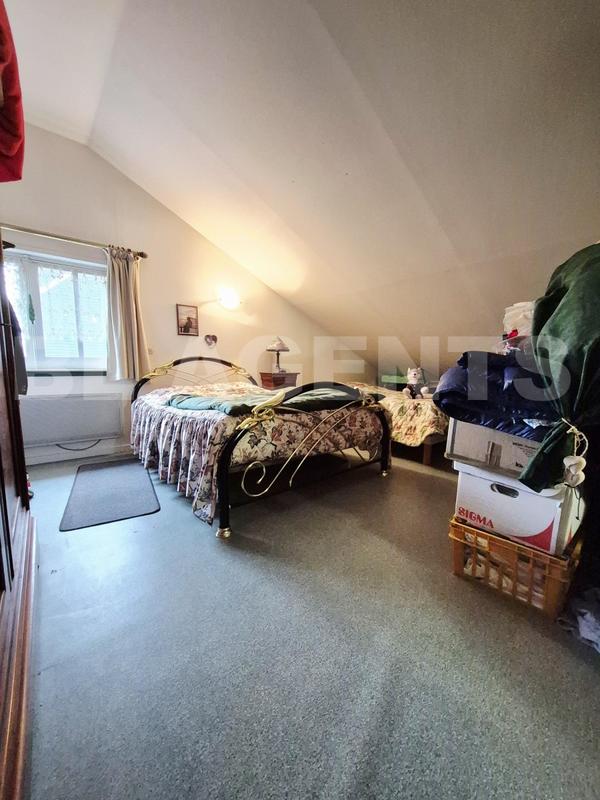 Maison - 187 m² - 7 pièces