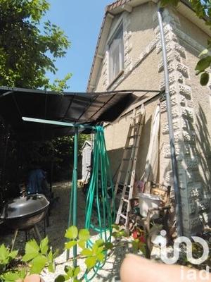 Maison - 99 m² - 6 pièces