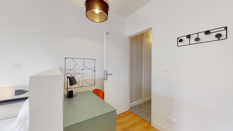 Appartement - 112 m² - 6 pièces