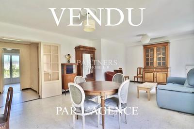 Appartement - 76 m² - 3 pièces