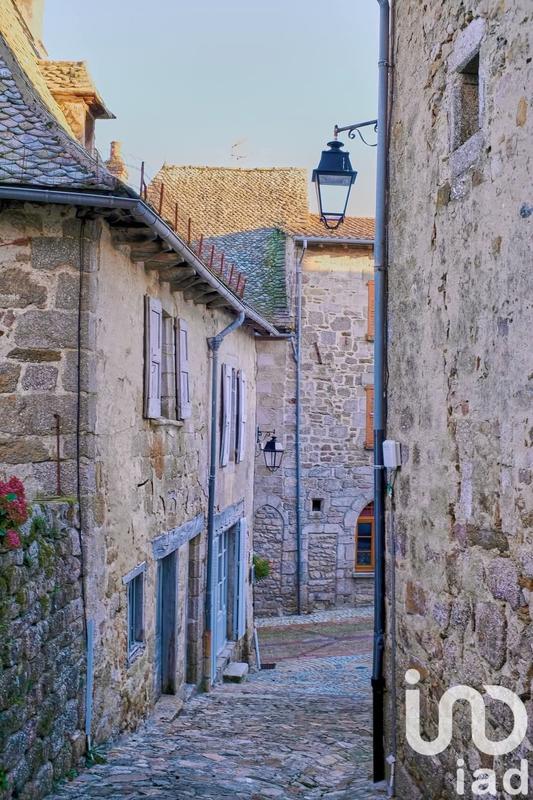 Maison de village - 95 m² - 5 pièces