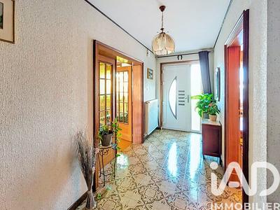 Maison - 102 m² - 5 pièces