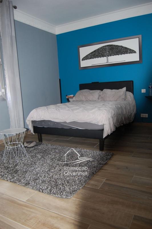 Villa - 220 m² - 8 pièces