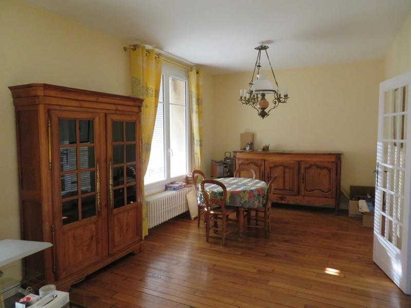 Maison - 92 m² - 4 pièces