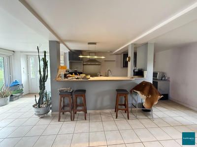 Maison - 94 m² - 3 pièces