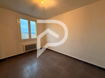 Appartement - 74 m² - 4 pièces