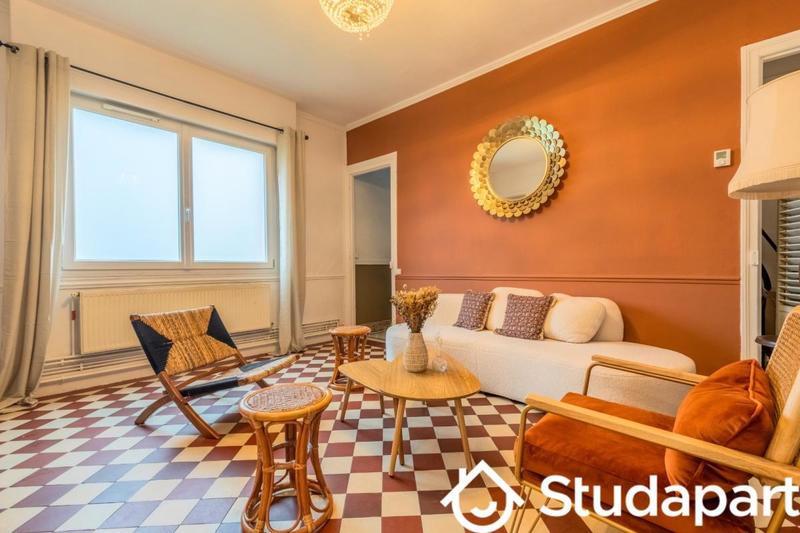 Chambre - 15 m² - 1 pièce