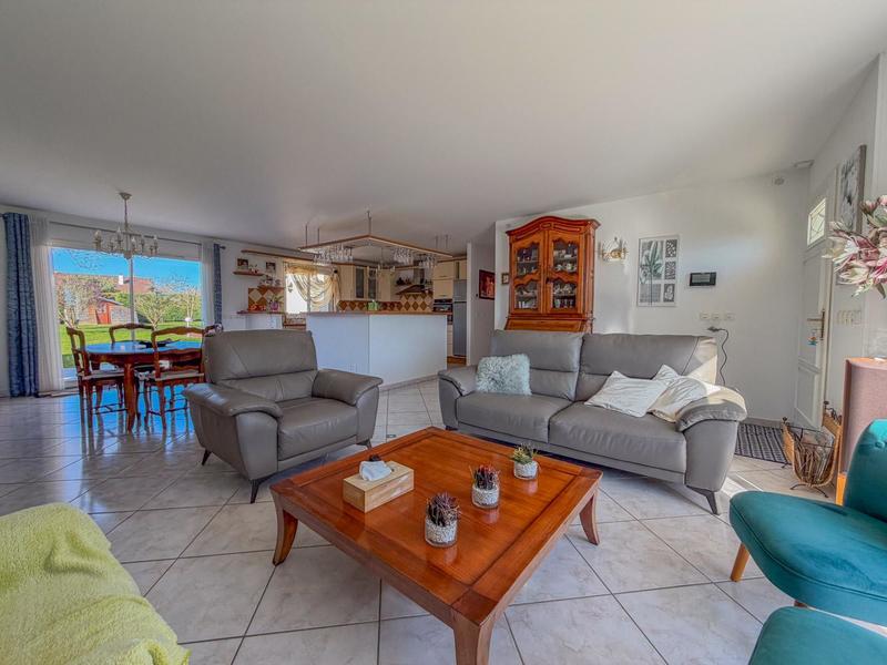 Maison - 134 m² - 5 pièces