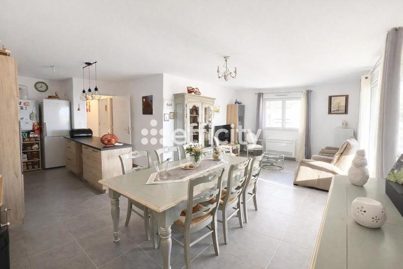 Appartement - 84 m² - 4 pièces